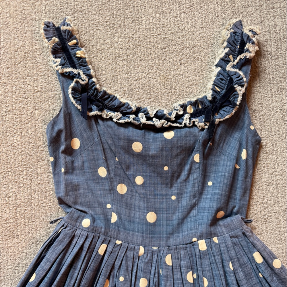 Vintage 1950s dress - Picture 4 of 13